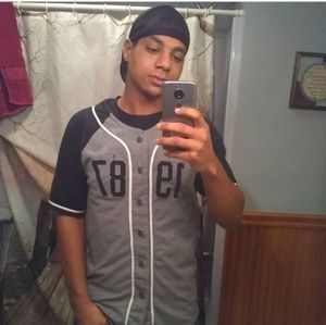 Meet your Posher, Jonathan